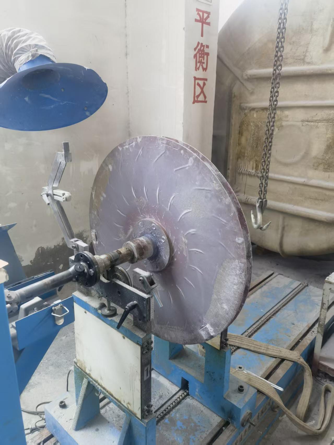 9‑19‑6.3D 粉尘风机振动 16.3mm/s 维修实录：叶轮动平衡校正全过程 福拓环保玻璃钢风机技术资讯